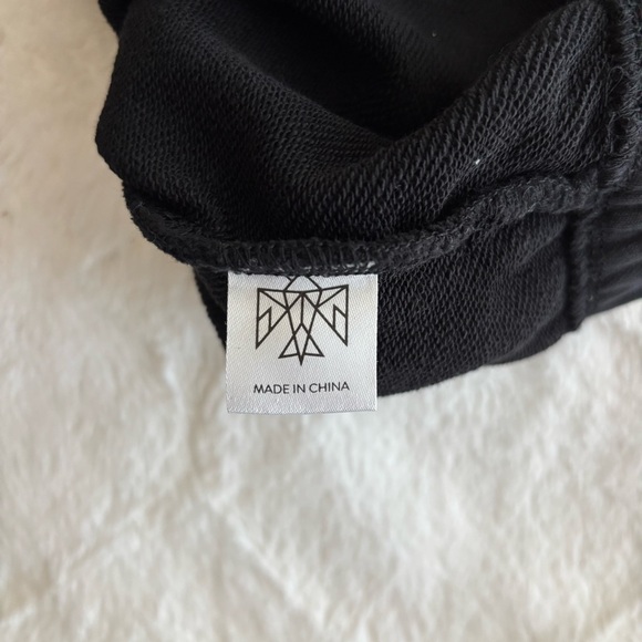 All Things Golden Sweat Shorts Size XS Black Cotton Stretch Loungewear Casual - Picture 9 of 10